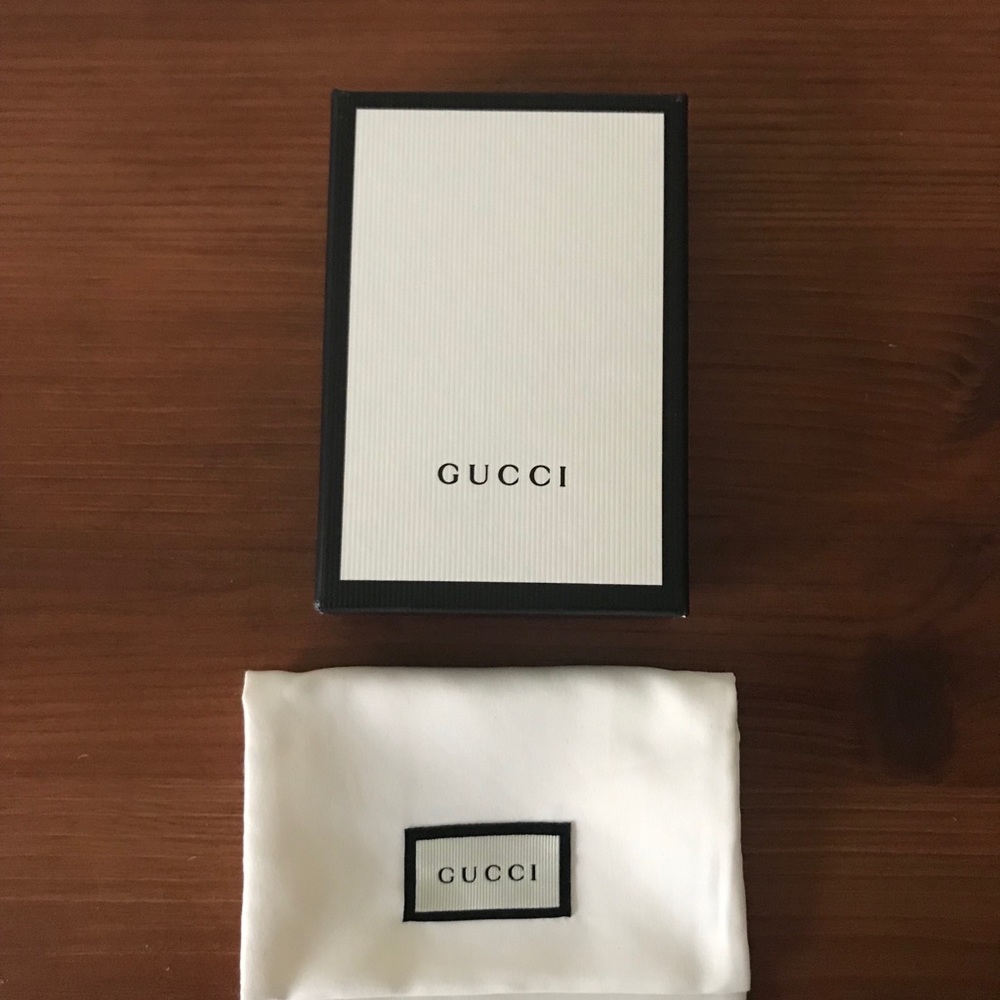 Gucci wallet box & wallet dust pouch